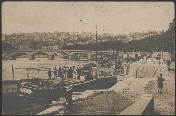 Le pont du Change sur la Saône.
