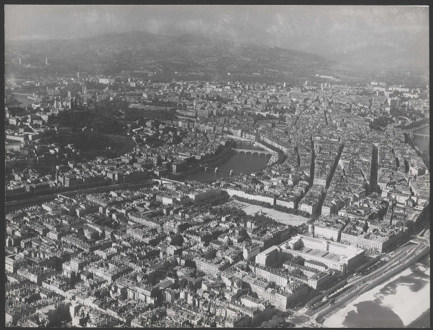 Vues aériennes de Lyon.