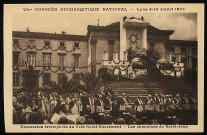 Procession triomphale du Très-Saint-Sacrement - Les chanoines de Saint-Jean.