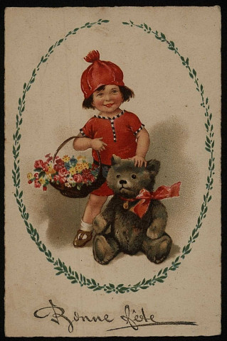 Bambin avec panier de fleurs et ours en peluche.