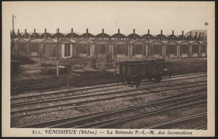 Vénissieux. La rotonde PLM des locomotives.