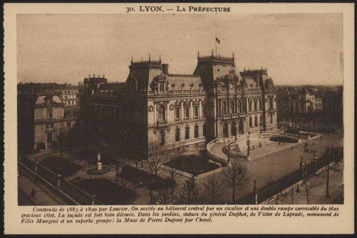 Lyon. La préfecture.