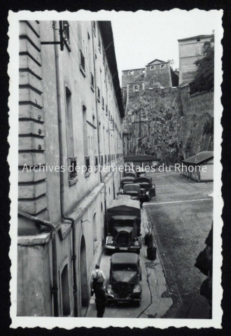 Caserne de Serin (Greniers d'Abondance).