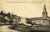 Saint-Clément-les-Places. Entrée du village par la route de Saint-Laurent.