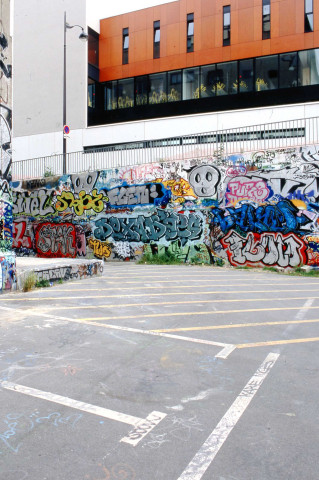 Graphs, tags et dessins.