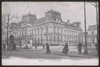 Lyon. La préfecture.