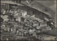Neuville-sur-Saône. Vue aérienne sur le centre de la ville.