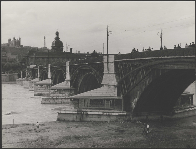 Pont de la Guillotière.