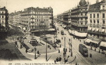 Lyon. Place de la République et rue du Président Carnot.