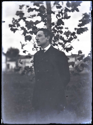 Georges Ivan Maurice Chauviré.