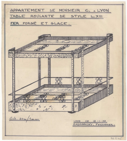 Table roulante de style Louis XIII en fer forgé et glace (13 janvier 1973).