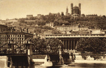 Lyon. La Saône, le Palais de Justice et la colline de Fourvière.