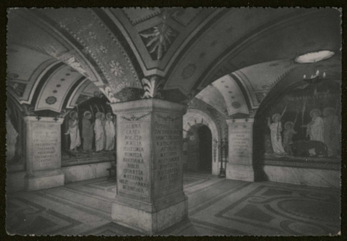 Lyon. Hôpital Saint-Pothin.