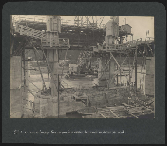 Album des photographies de la construction du barrage de Jons.