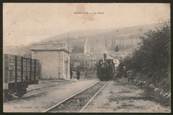 Les Ardillats. La gare.