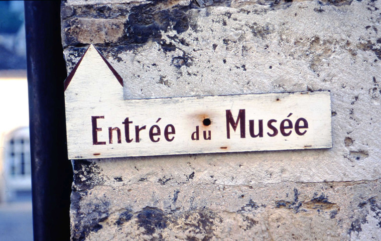 Détails (août 2002, juillet-novembre 2003).