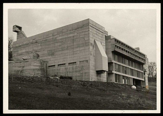 L'Arbresle. Couvent Sainte-Marie de la Tourette.