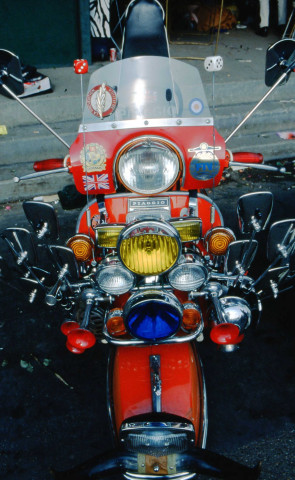 Deux-roues (octobre 2002, mars 2004).