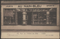 Boutique "Au Nain Bleu" - Jouets et sports - rue de l'Hôtel de Ville.