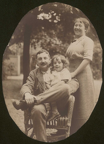Fanny, Ivan et leurs enfants, Etienne et Jacques.