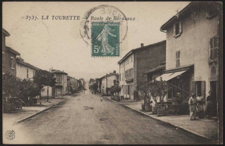 Craponne. La Tourette, route de Bordeaux.