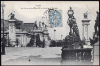 Le pont Alexandre III et le Grand Palais.