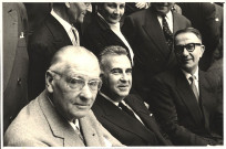 Au premier plan, de gauche à droite : Armand HAOUR, Roger RICARD (préfet), Benoît CARTERON. Au second plan, de gauche à droite : Frédéric DUGOUJON, Yvonne RUBY, Claude LANEYRIE.