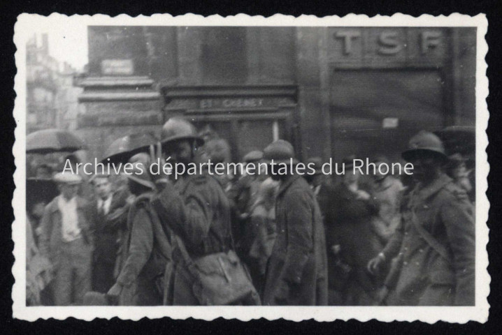 Plan de détail sur quelques soldats.