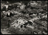 Mornant. Vue aérienne du centre.