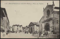 Belleville-sur-Saône. Place de l'église.