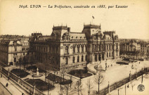 Lyon. La Préfecture, construite en 1885, par Louvier.