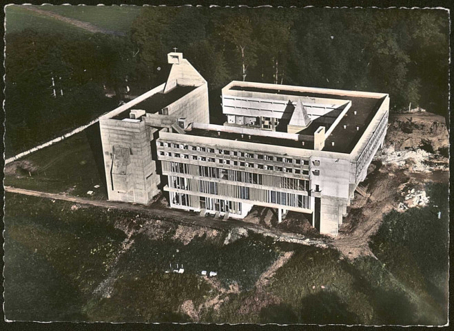 Eveux. Couvent dominicain.