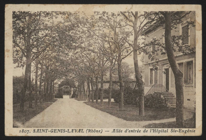 Saint-Genis-Laval. Allée d'entrée de l'hôpital Sainte-Eugénie.