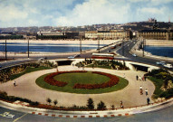 Lyon. Pont de la Guillotière. Hôtel-Dieu. Colline de Fourvière.